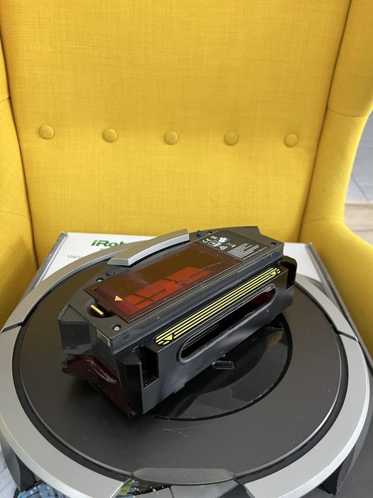 Робот пылесос Roomba 870