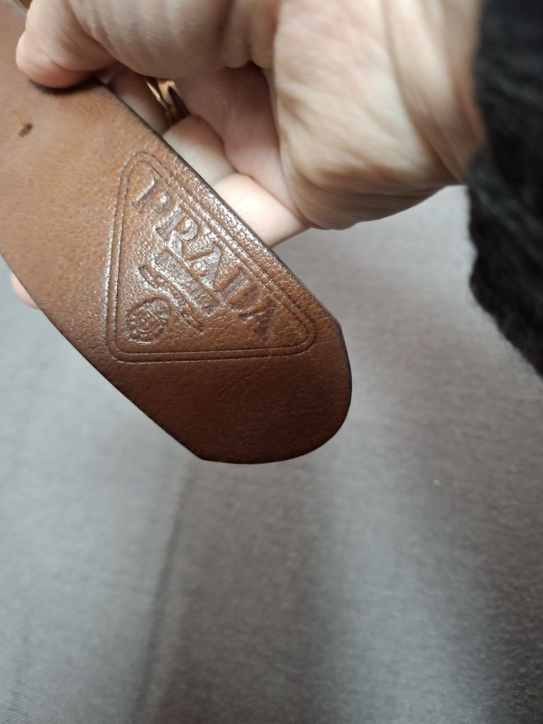 Gucci,  Prada, Balenciaga ,Salvatore Ferragamo колани