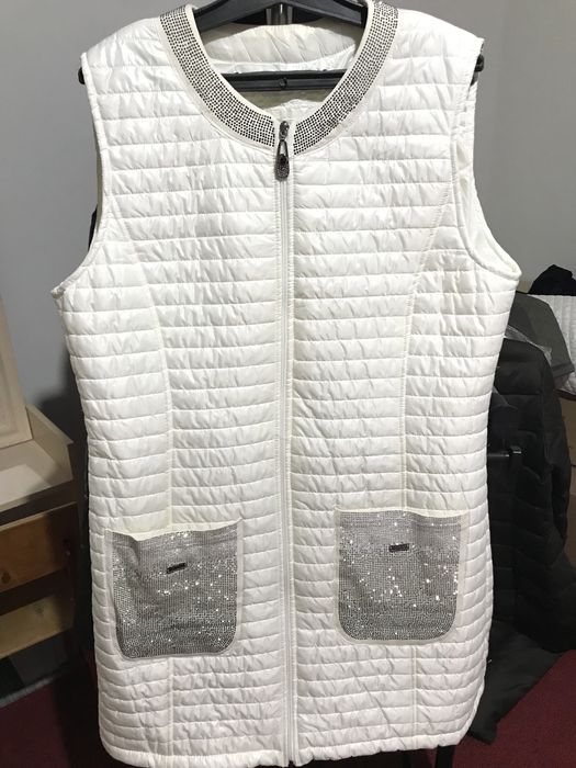 Продам жилетку женскую турция