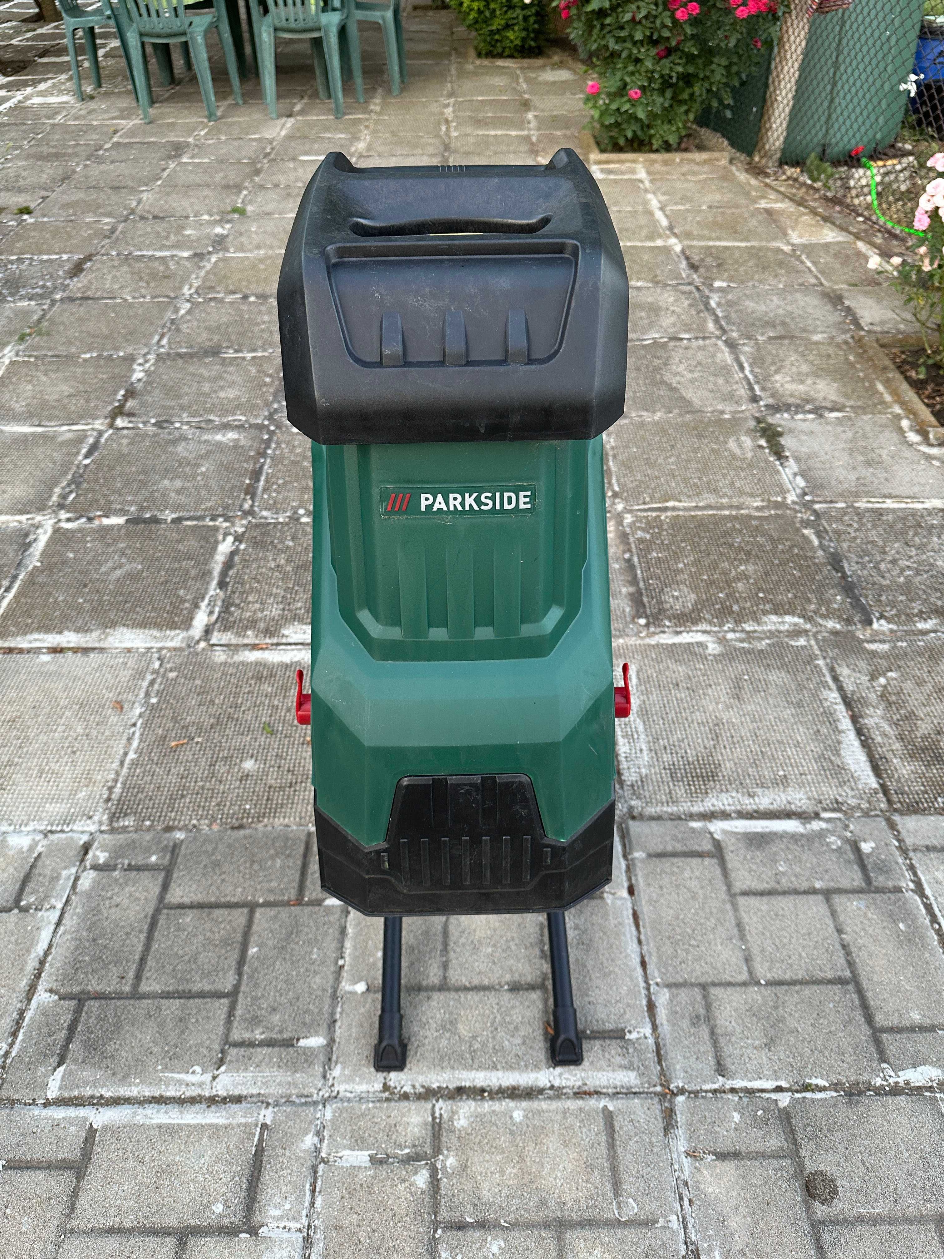 Дробилка за клони / шредер за клони PARKSIDE PMH 2400 B2