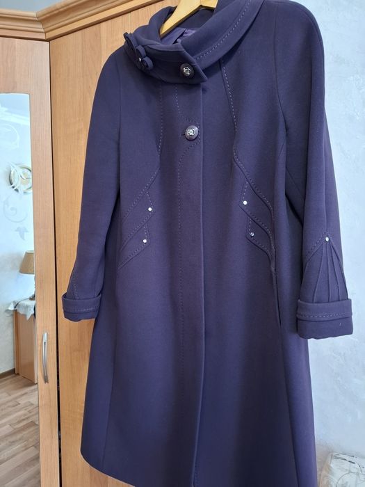 Продам новое пальто