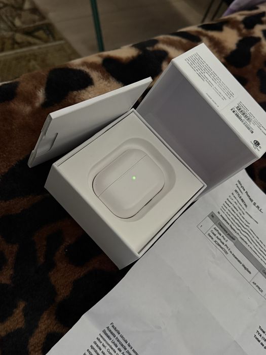 Casti airpods pro (2generation) noi cu factura si garantie originale