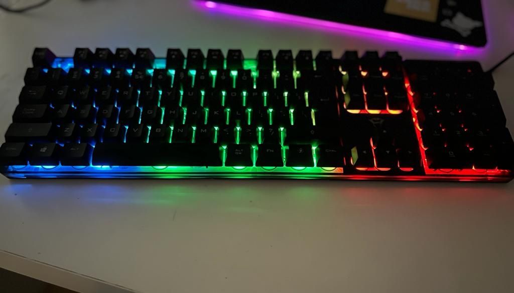 Tastatura luminoasa!