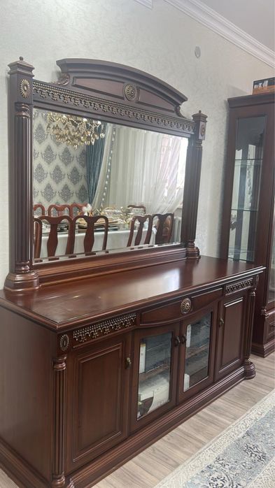 Комод, сервант шкаф