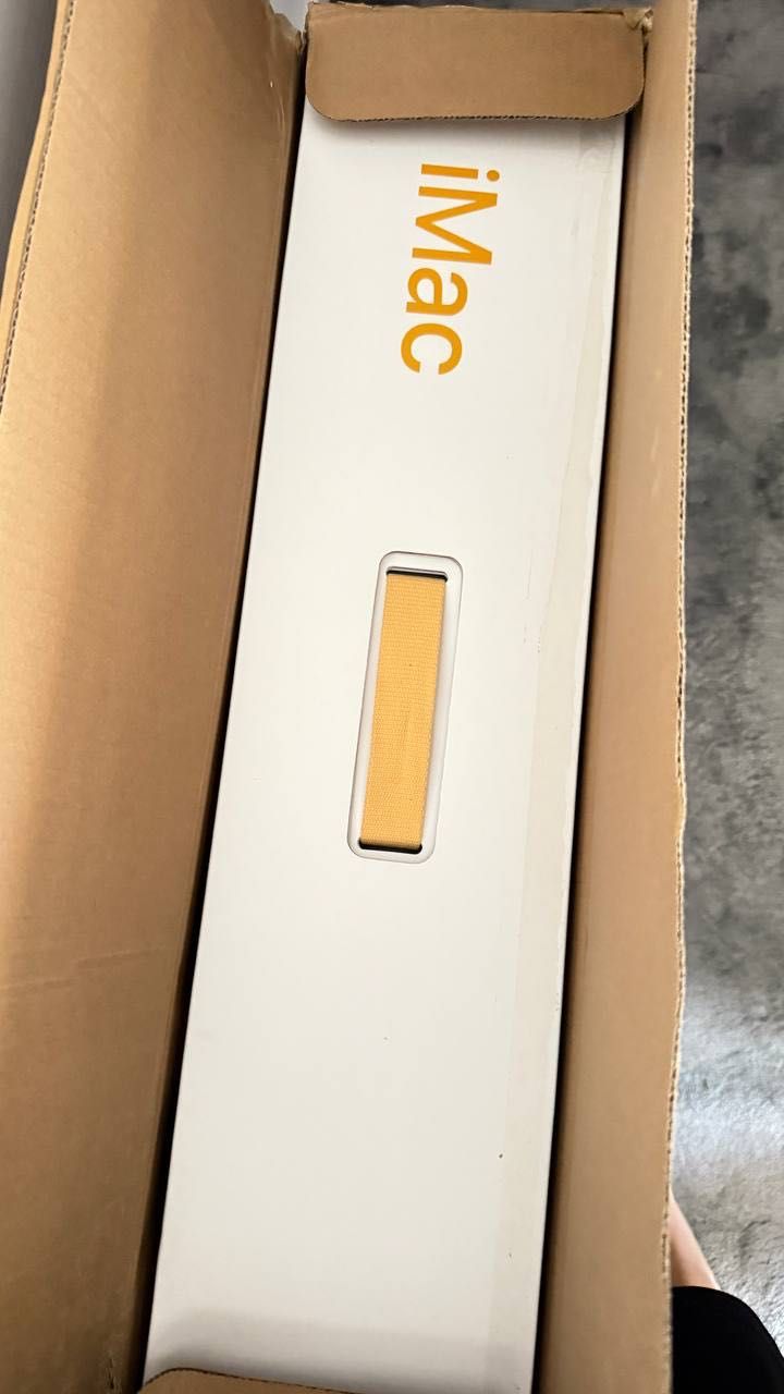 Apple iMac 24 M1 16GB RAM 1TB SSD - Yellow