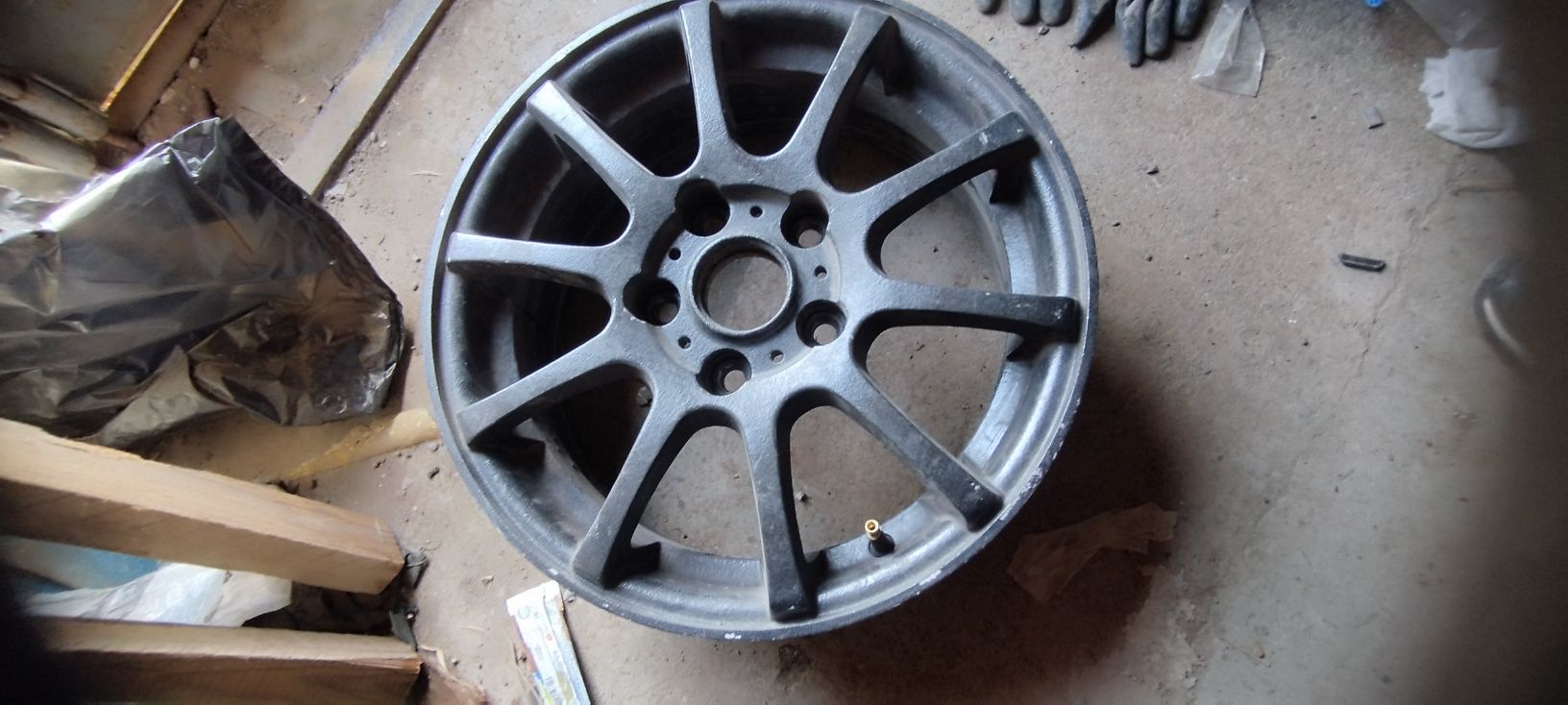 Продам диски R15 5/112