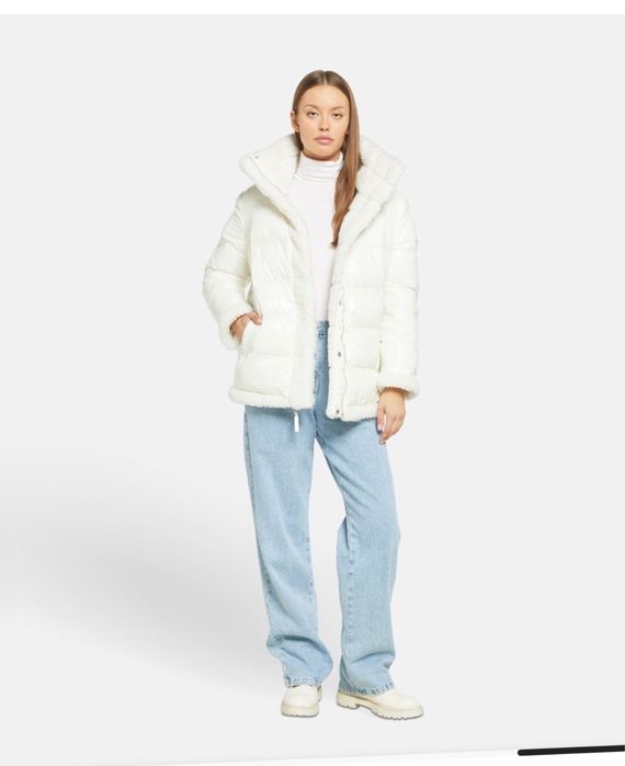 Replay -двулицево яке