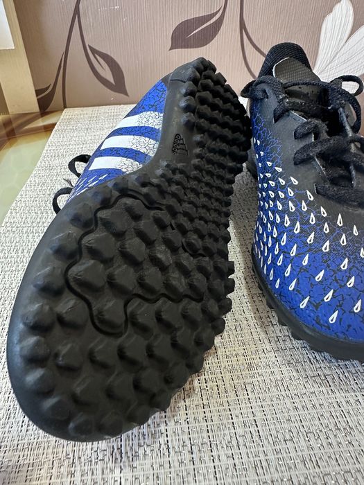 Стоножки Adidas размер 32, стелка 20 см