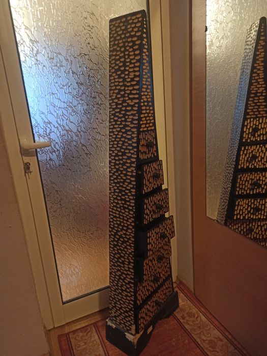 Шкаф - дървен уникат