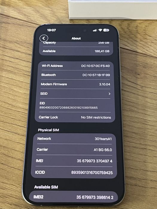 Бартер като нов iPhone 15 pro max 156gb natural 92%