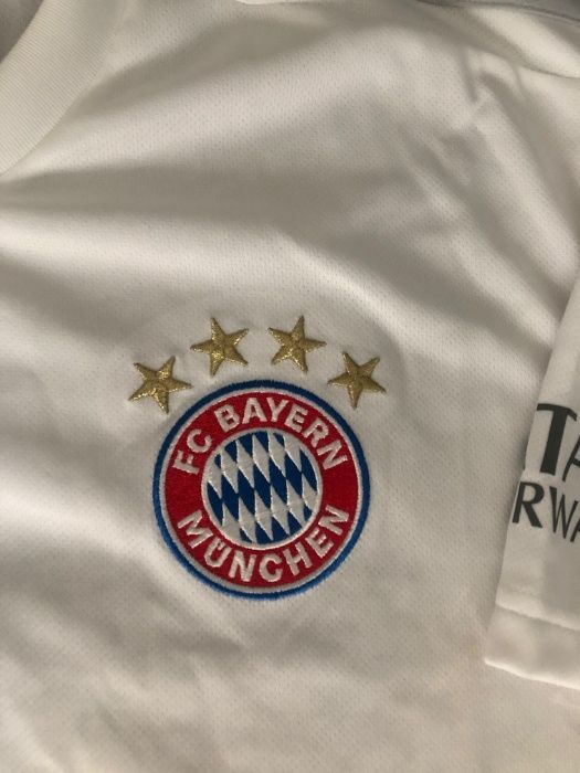 Tricou BayernMunich semnat de Neuer/ Muller... Sezon 2019 2020