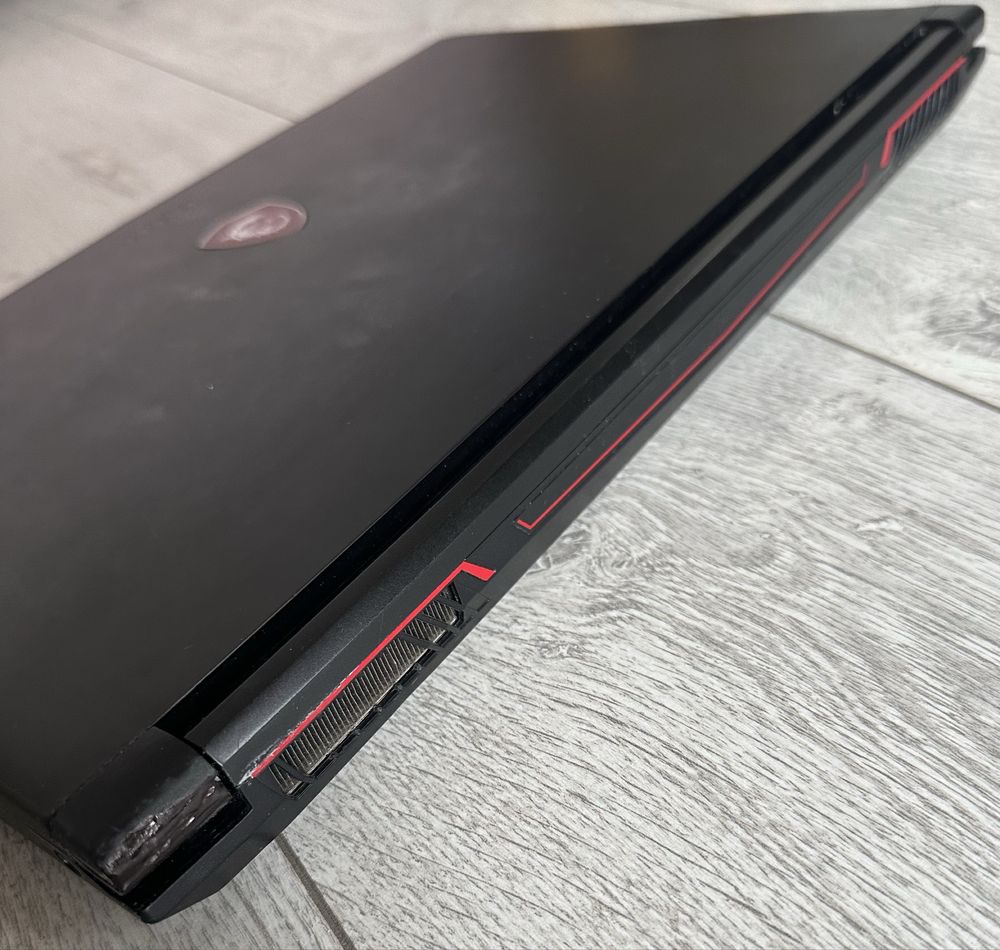Mega Ofertă!! Laptop Gaming MSI!! i5 gen 8!! Nvidia Geforce GTX 1050!!