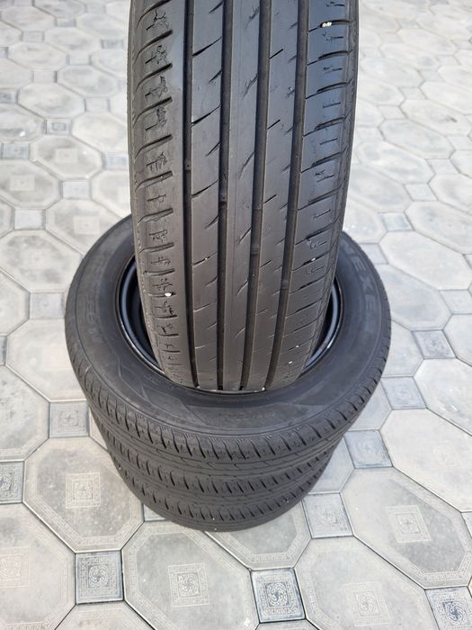 Продам шины с дисками 185/65/15 в отличном состояние.