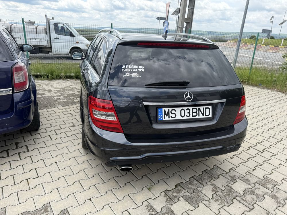Dezmembrez c220 170cp manual tractiune spate w204facelift xenon
