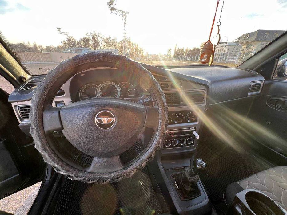 Продаю Автомобиль DAEWOO NEXIA DONC 1.6