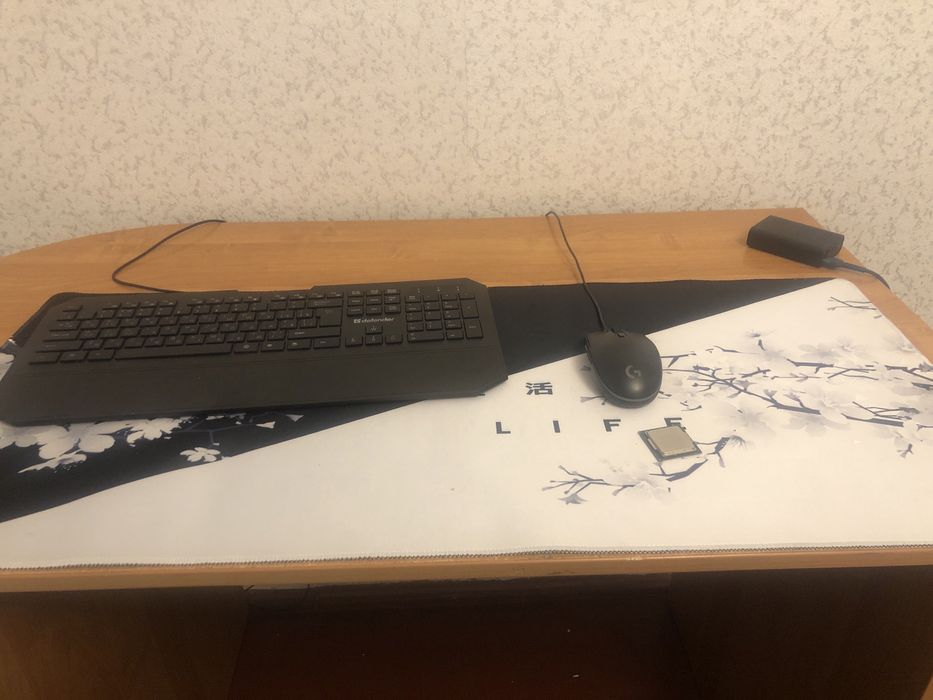 Продам стол под любые нужды