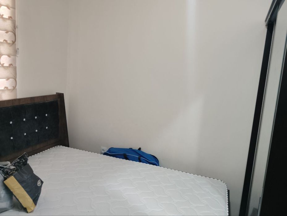 Чирчиқ шахар, горгаз олдида, новостройка 3 хона, 5 этажка 1 этаж.