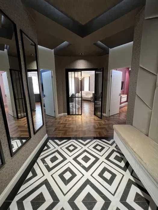 L9! Сдаётся в аренду 2-ком на Ц-5  Ор-н Рынок Алайский