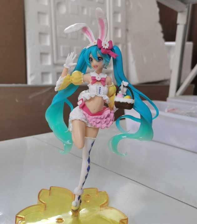 Figurina Hatsune Miku Spring Easter Bunny Ears 18 cm anime