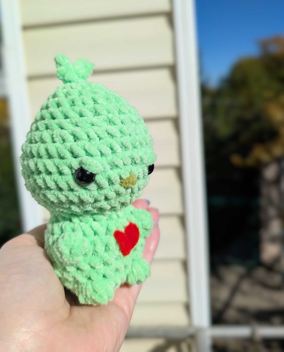 Плетени играчки – аксолотъл, костенурка, динозавър, мече, гринч