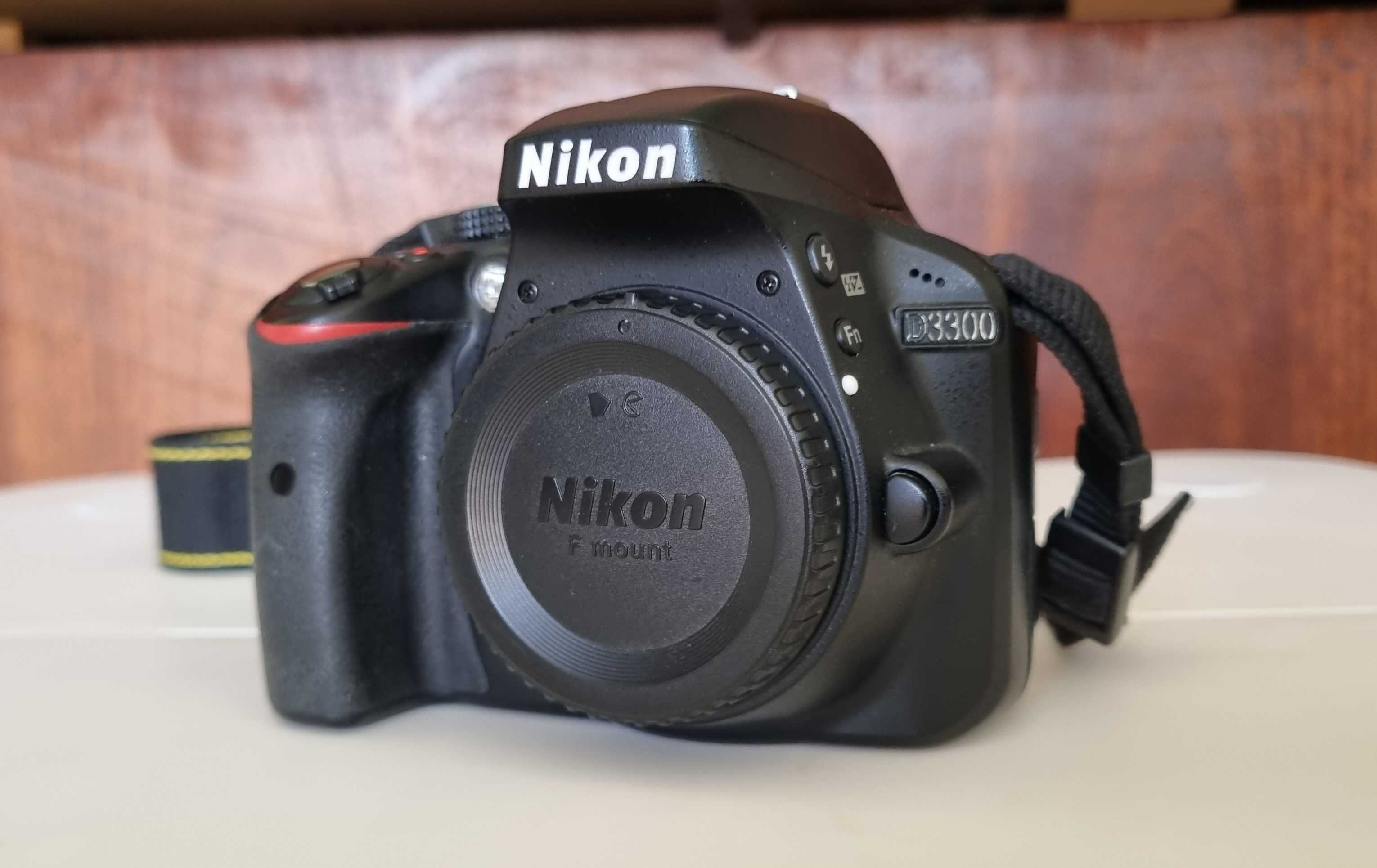 Фотоапарат Nikon D3300