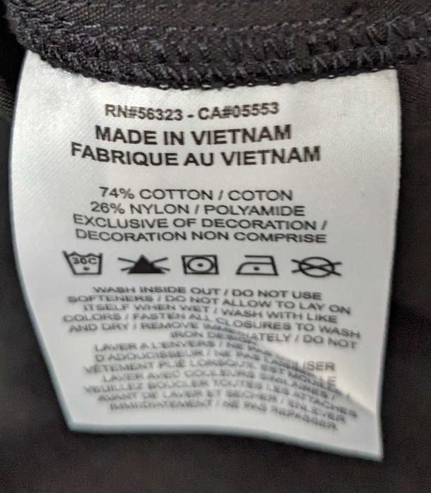 Nike Life Fishing мъжки черен рибарски елек донесен от Сащ. $175