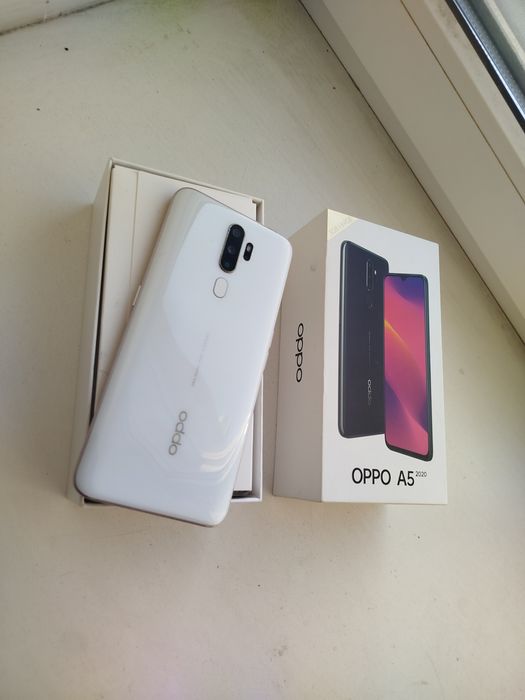 Oppo A5 в идеальном состоянии