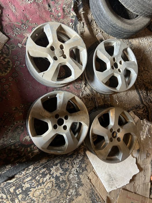 Ларгуске заводскои титанка сатылады багасы 100мың