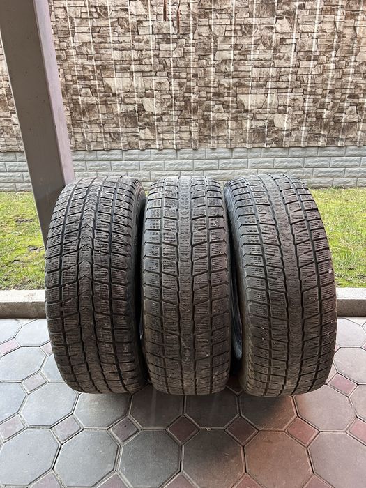 Зимние Шины 265/65/17 Roadstone