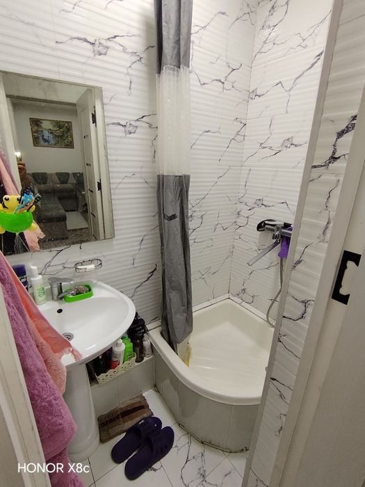 Озимни уйим Чилонзор 12-квартал орр Фарход бозор 3х5х килинган  6-этаж