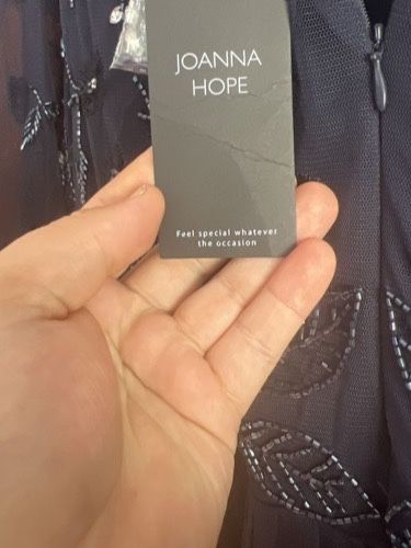 Vand rochie de petrecere(nunti)