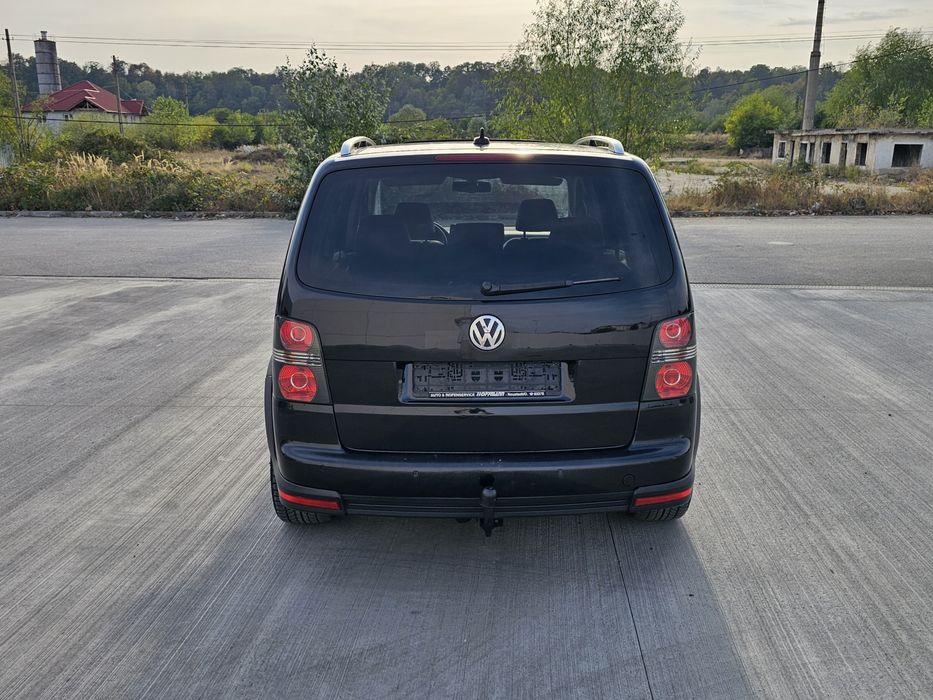 Vw Touran Cross - 2008 - 7 locuri