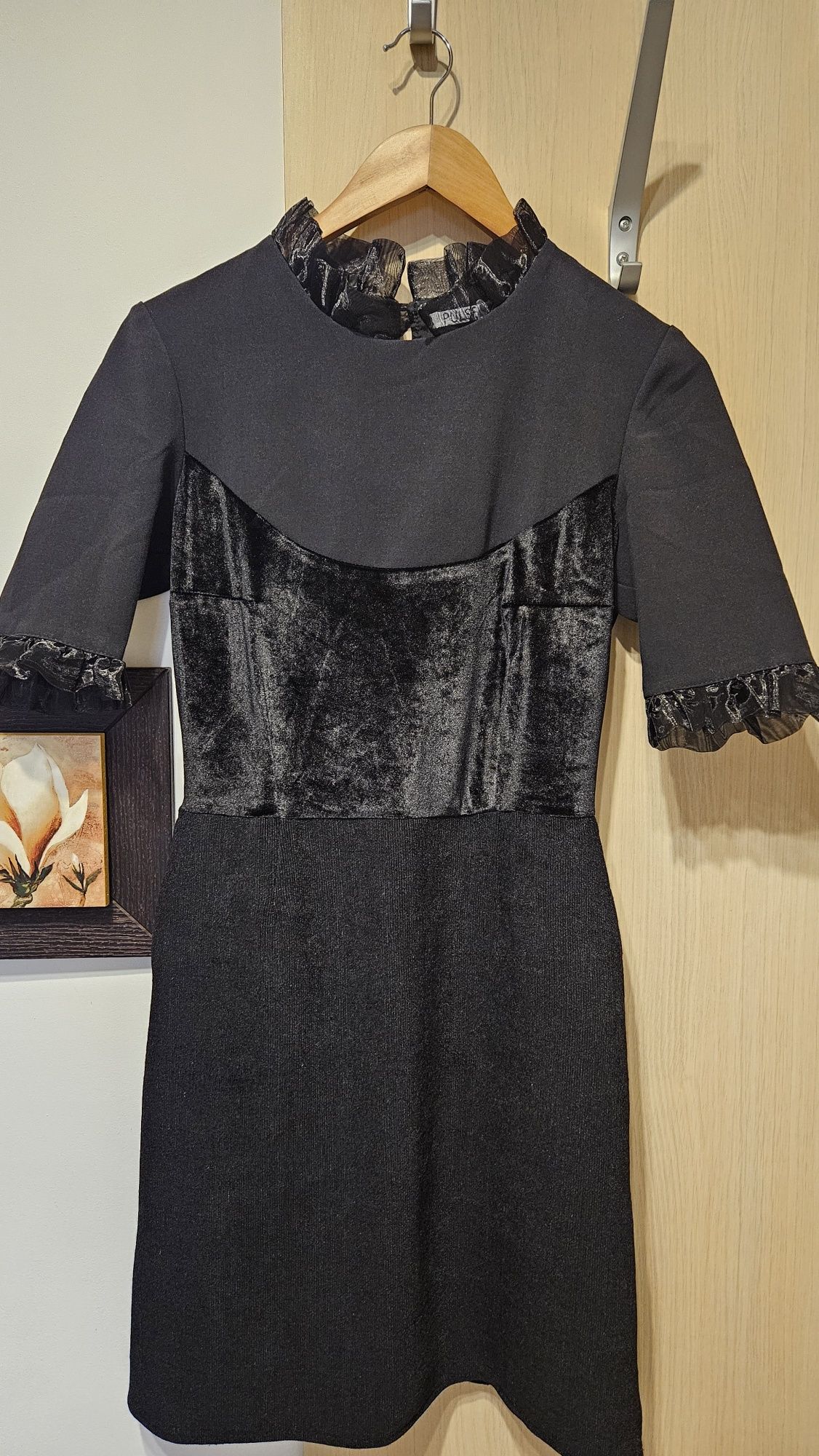 Rochie neagra Pulse