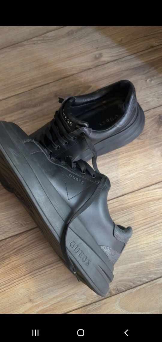Adidasi piele Guess originali 44