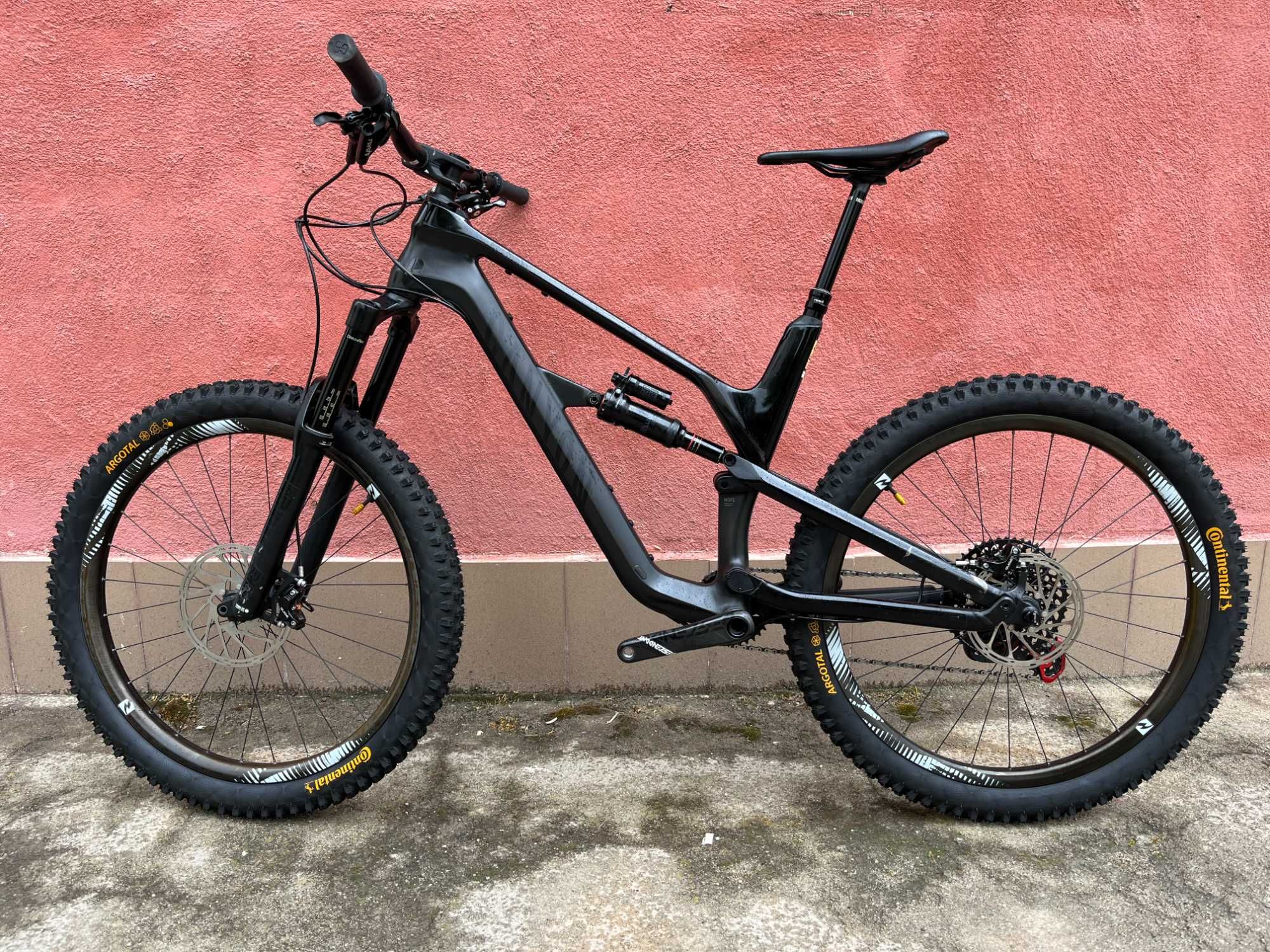 САNYON SРЕСTRAL CF 9.0 carbon/L size/650b/suspension full 160/150 2020