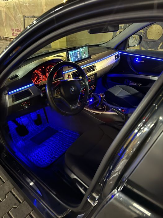 BMW E90 LCI 318I 143CP