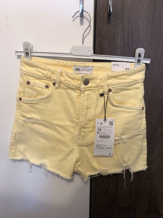 Къси панталонки Zara
