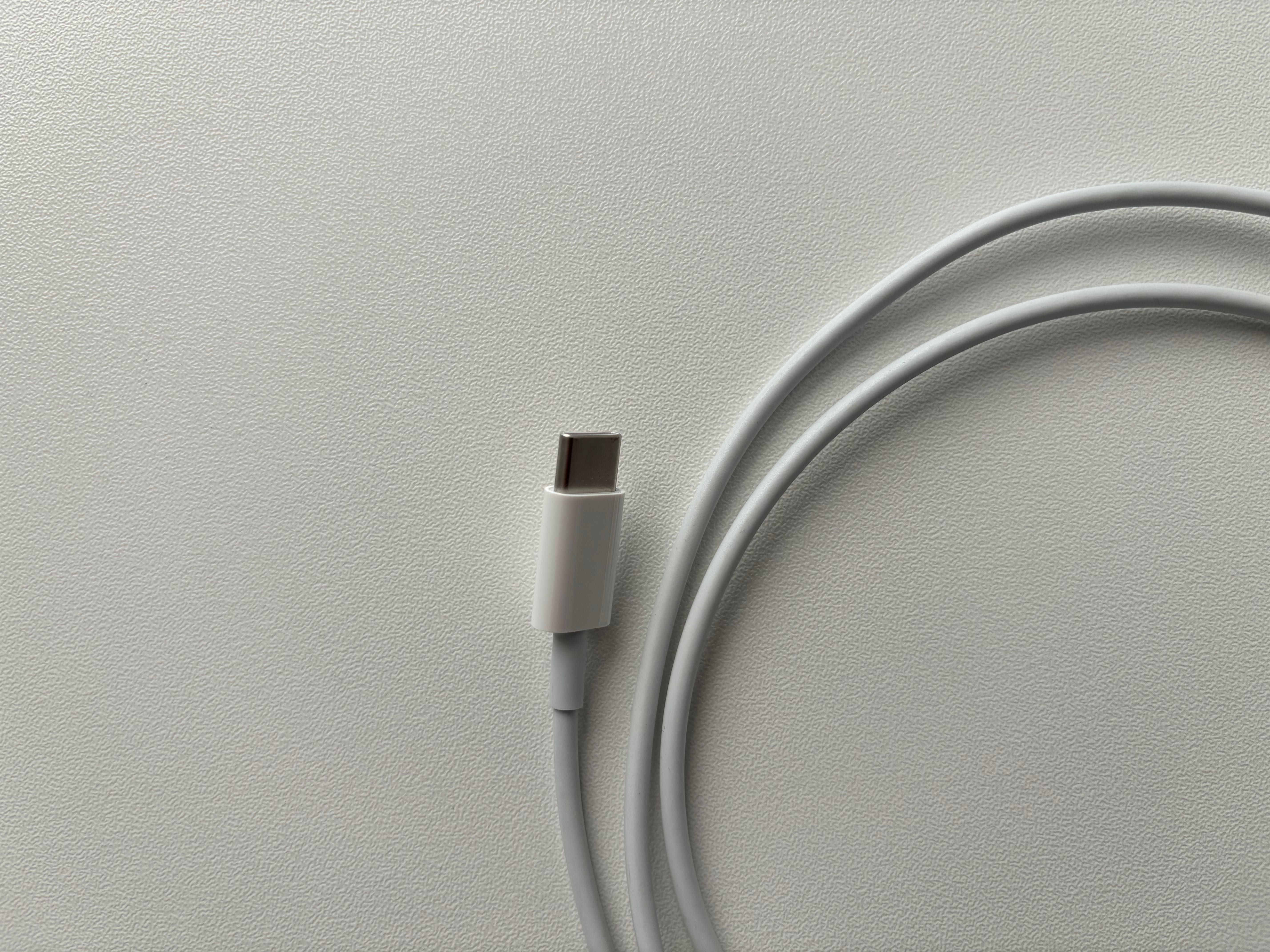 Cablu de date/incarcare Apple USB-C - Lightning (1 m)