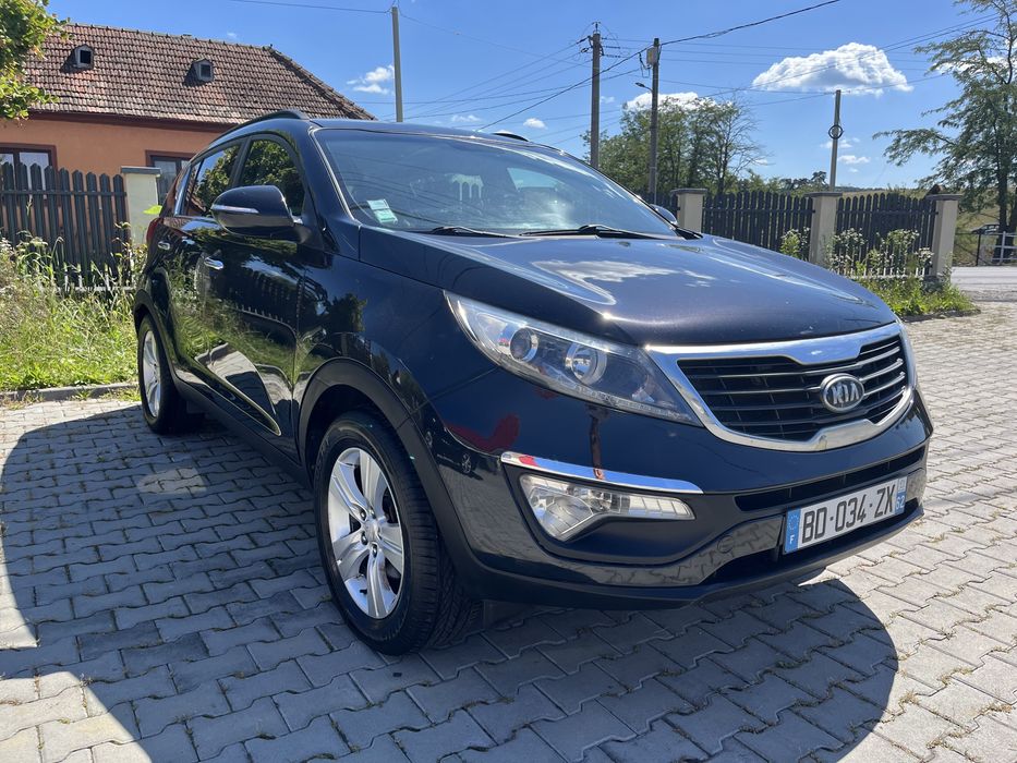 Vind kia sportage 2011 2l 136 cp 4+4