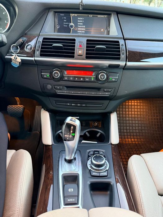 Продавам BMW X6 3.5D AWD