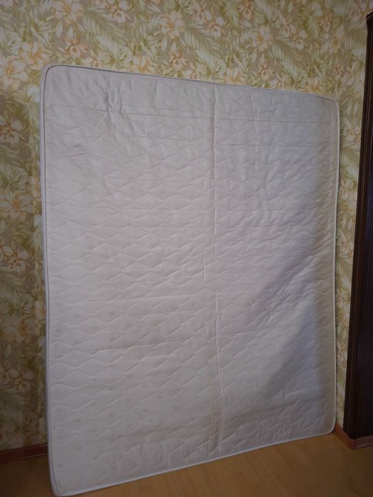Матрас двуспальный