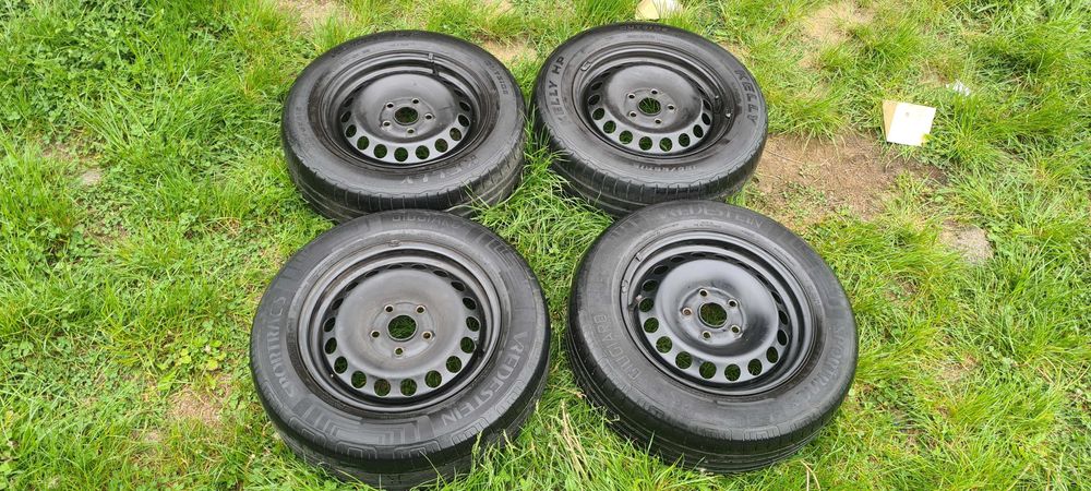 jante tabla 195/65/R15/vw golf 5 6/touran/audi a3/a4/octavia/