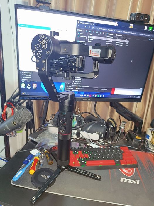 Стабилизатор,стендикам Zhiyun Crane 2