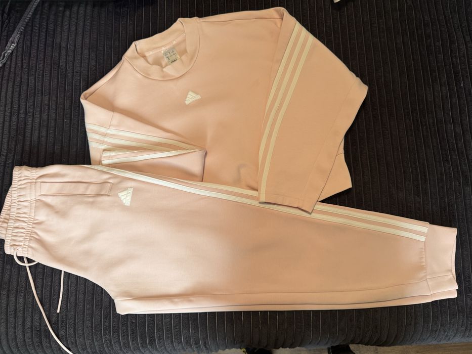 Дамски екип Adidas