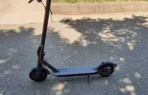Vând trotinetă aovopro viteză maximă 31 la oră motor 350 w