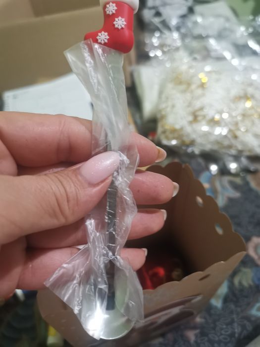 Коледни подаръци