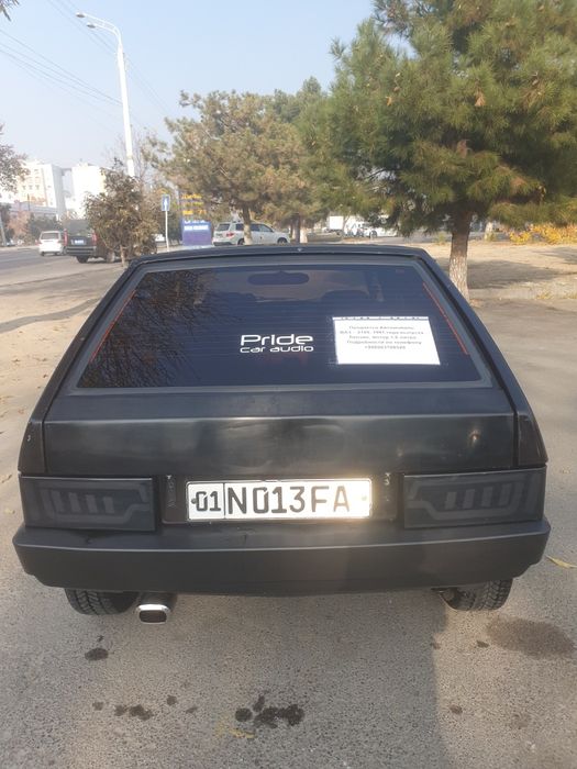 В продаже ваз 2109 лада чёрный перламутр