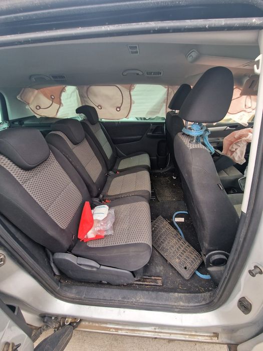 Dezmembram Volkswagen Sharan 2012 2.0tdi CFF Manual