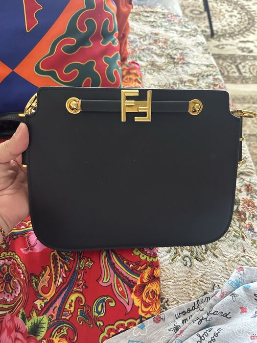 Сумочка женская красивая