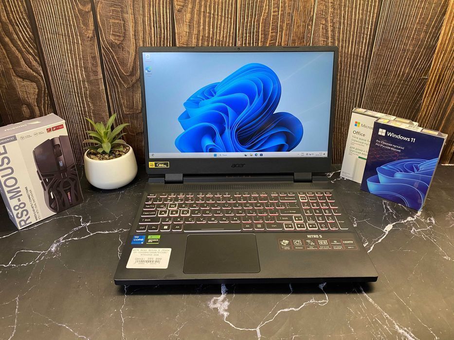 Acer Nitro 15 - Core i5‑12th Gen / RTX 4050 6GB / 512GB / 144Hz / 140W